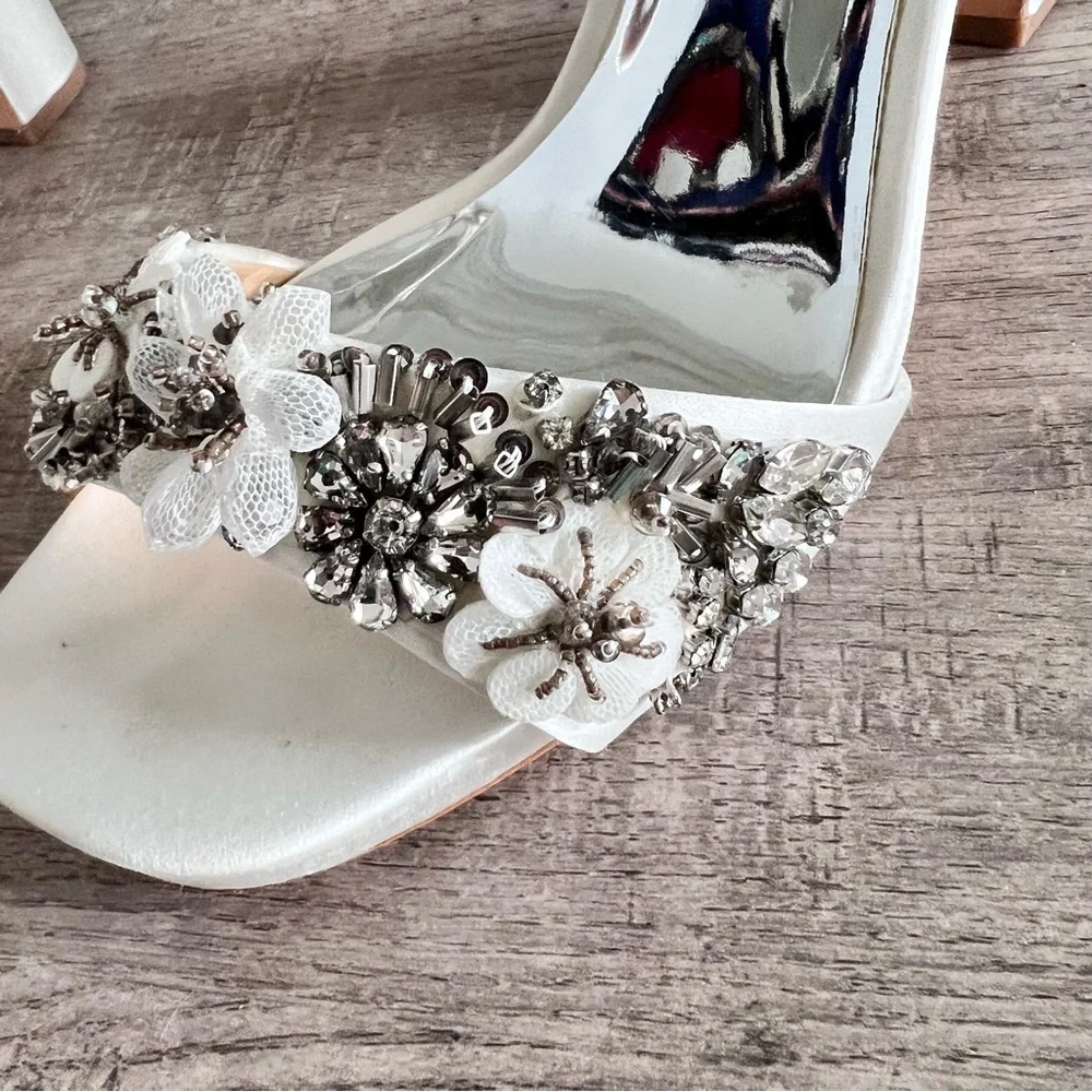 Badgley Mischka Alexa Wedding Heels Size 10